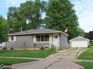 707 S Taylor Ave, Mason City, IA 50401