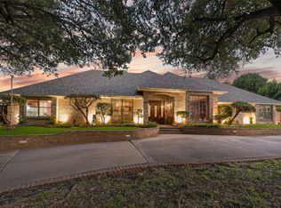 1360 Green Hills Ct, Duncanville, TX 75137