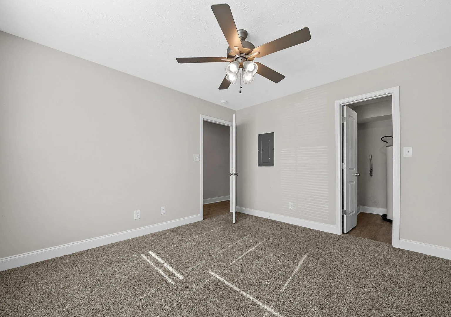 Welcome to Peachers Place — Photo 4