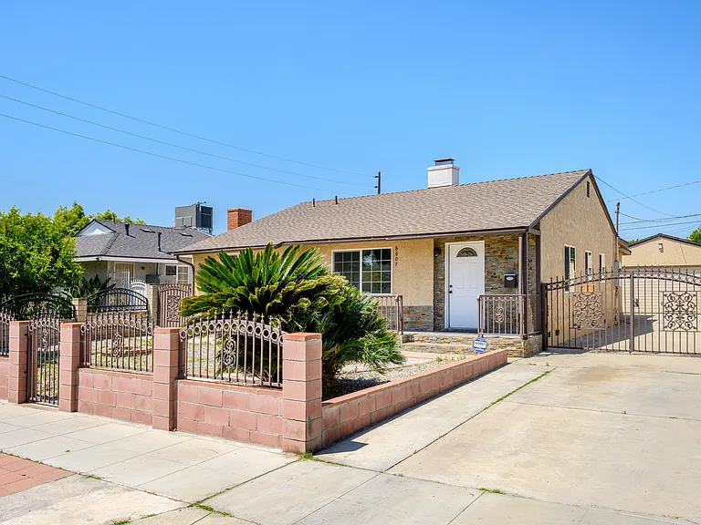 6607 Riverton Ave — Photo 33