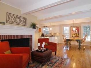 103 Carriage Rd, North Barrington, IL 60010