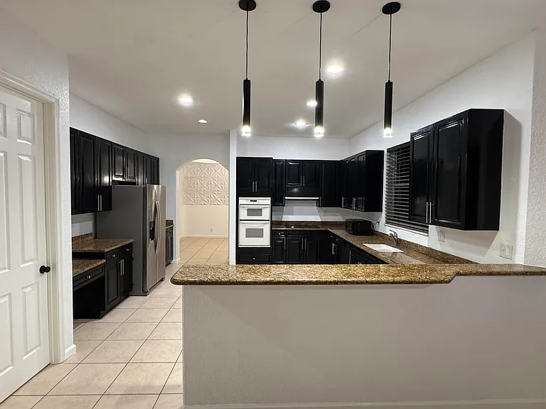 1831 Waldorf Dr — Photo 12
