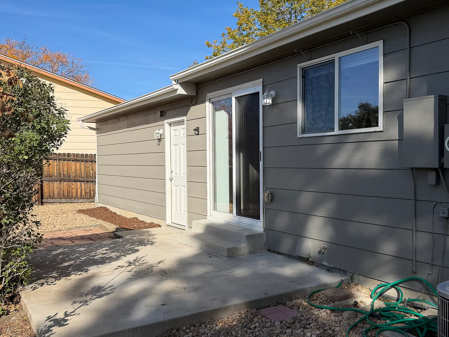 3 bed, 1320 sqft, $2,600 — Photo 3