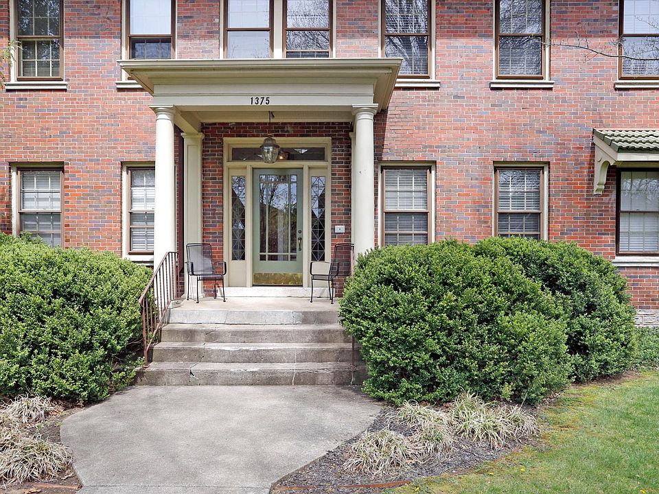 This stately fourplex is in a fabulous location. The Henry Clay Estate is practically in your backyard and the stores in Chevy Chase are just steps away. The unit that's available is located on the first floor.