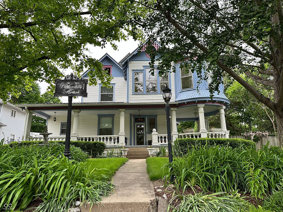 2nd image of 733 E Washington St