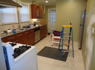 7 Hilltop Rd #1, Watertown, MA 02472