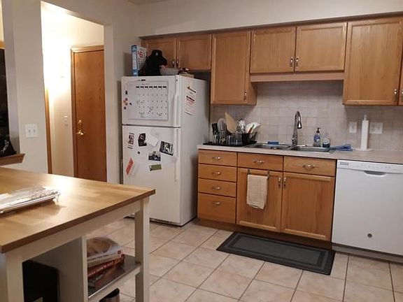 4th image of 1327 Brown St Unit 504