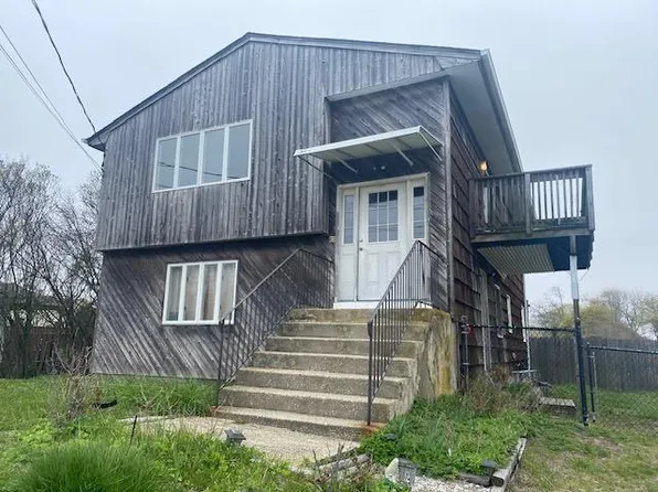 83 Grandview Drive, Shirley, NY 11967