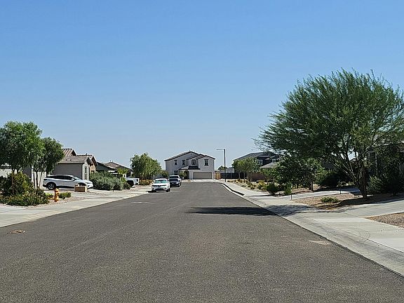5th image of 4925 N 192nd Ln