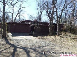 8978 E 14th St, Tulsa, OK 74112