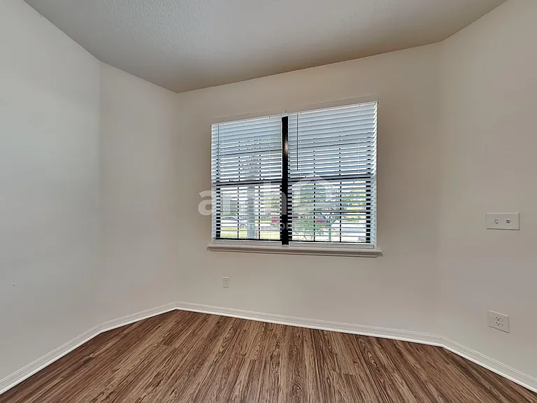 11870 Thicket Wood Dr — Photo 8