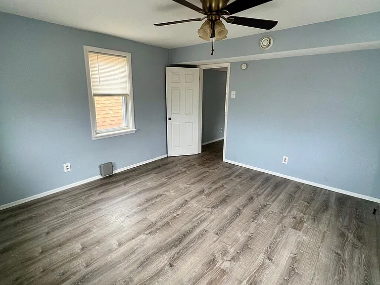 686 Doyle Ave #2 — Photo 12