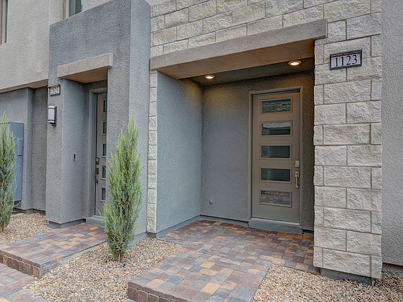 3rd image of 600 N Carriage Hill Dr #1123