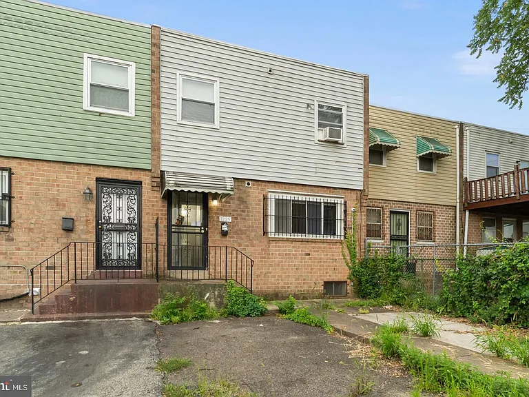 1225 Diamond St — Photo 12