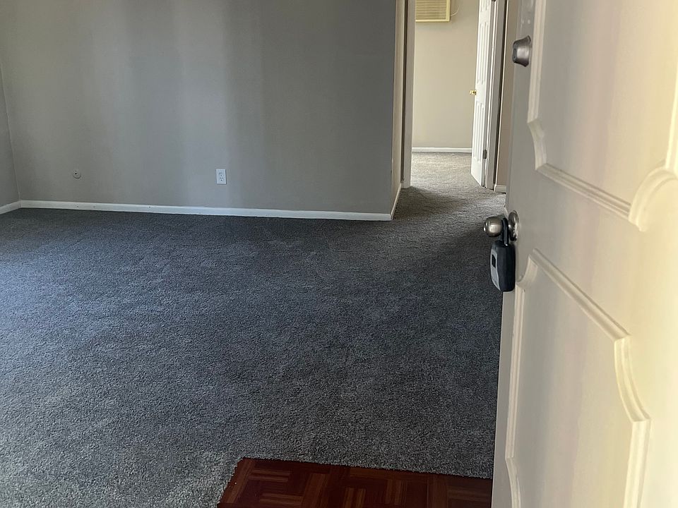 2nd image of 1811 Felten Rd APT 1