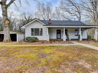 123 Clarks Bridge Rd, Gainesville, GA 30501