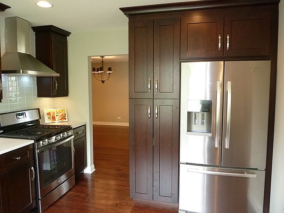 4th image of 102 Asheville Ct
