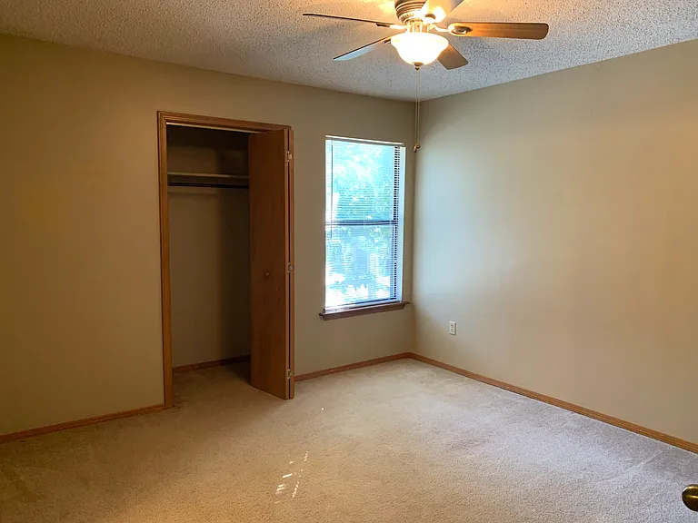 460 N Garrett St #A — Photo 10
