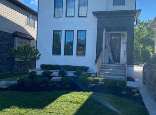 482 Park St, Birmingham, MI