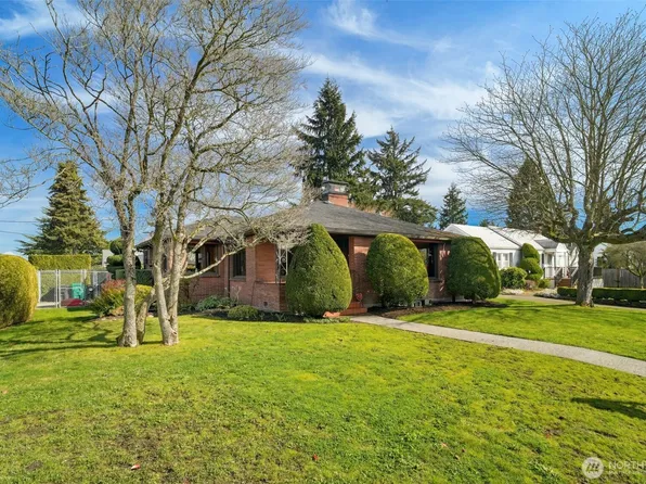 10604 39th Avenue SW, Seattle, WA 98146