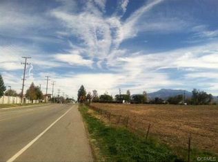 251 W 1st St, Beaumont, CA 92223