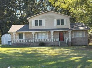 10550 Old Highway 64, Bolivar, TN 38008