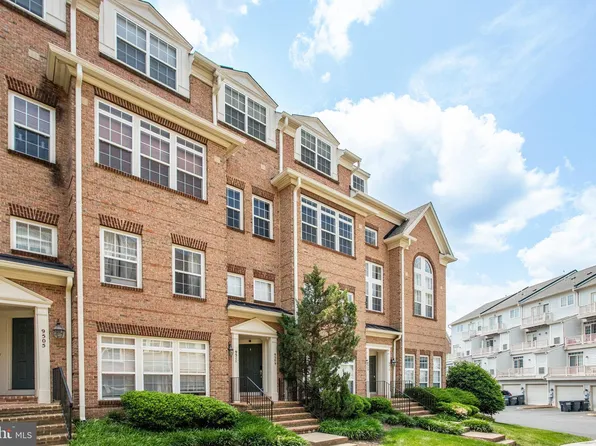 9511 Walker Way, Manassas Park, VA 20111