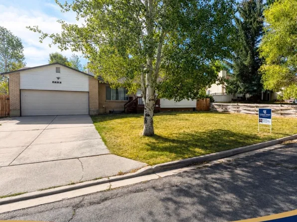 135 Shady Ln, Evanston, WY 82930