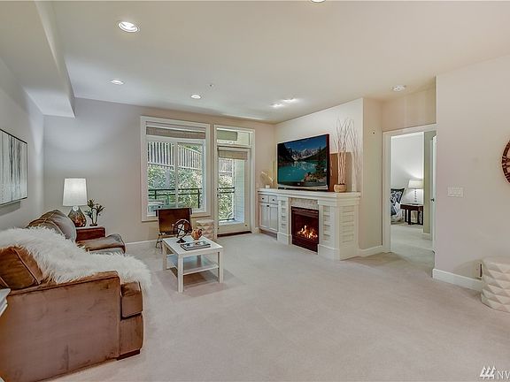 3rd image of 8850 Redmond Woodinville Rd NE APT 404