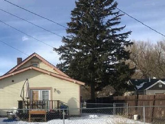 2nd image of 111 N Hickory St