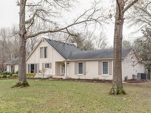 3rd image of 1416 Knox Valley Dr