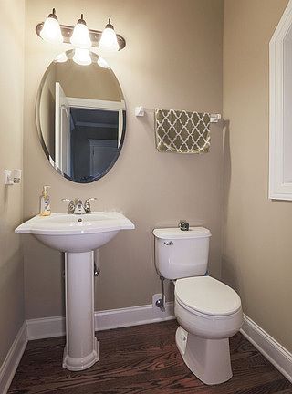 5th image of 16058 Selfridge Cir