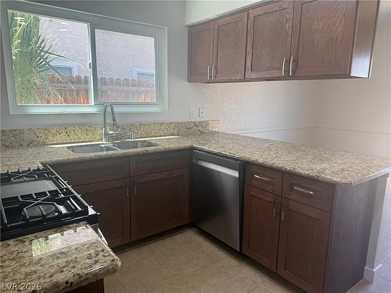 511 Tabony Ave — Photo 37