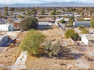 901 Apache Ln, Sunrise Manor, NV 89110