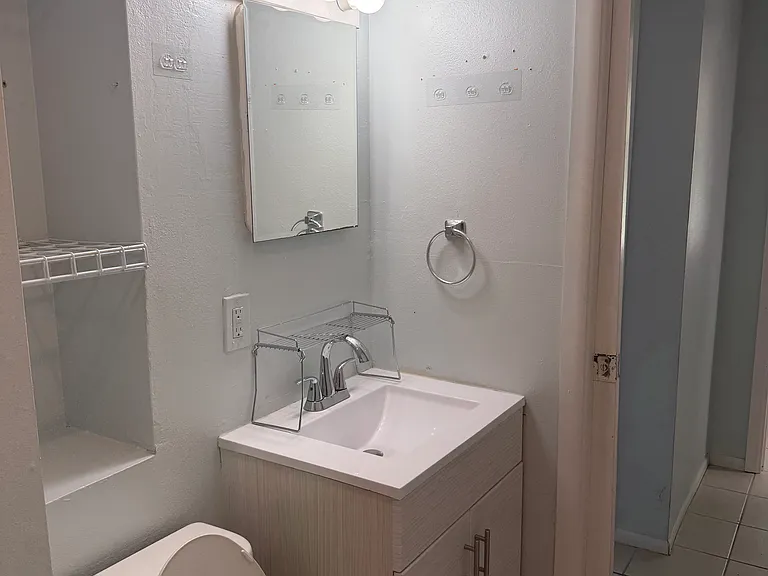 24993 Harborview Rd #1 — Photo 10