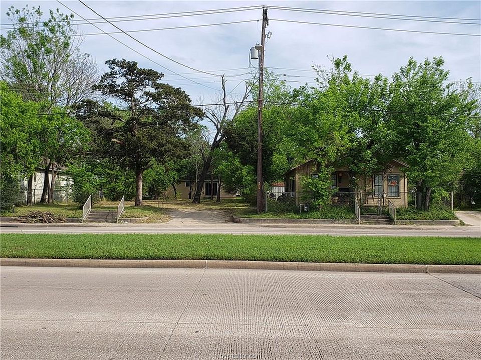 1st image of 207/209 San Jacinto Ln