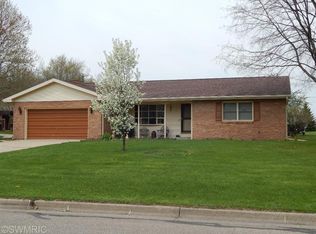 600 Buckingham Dr, Sturgis, MI 49091