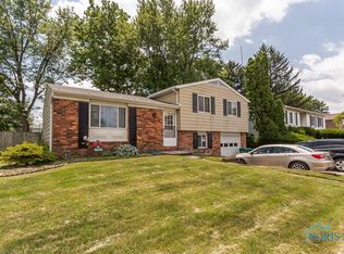 113 Farnstead Dr, Northwood, OH 43619