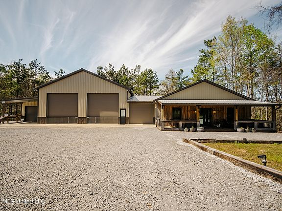 2nd image of 475 Deer Creek Rd