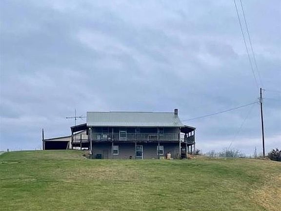 2nd image of 590 Eve Rd