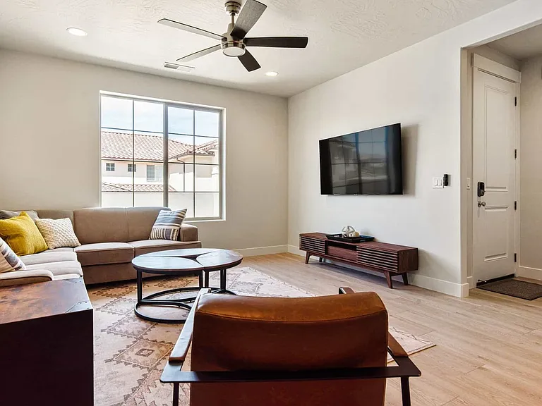 1197 N Bello Aly — Photo 12