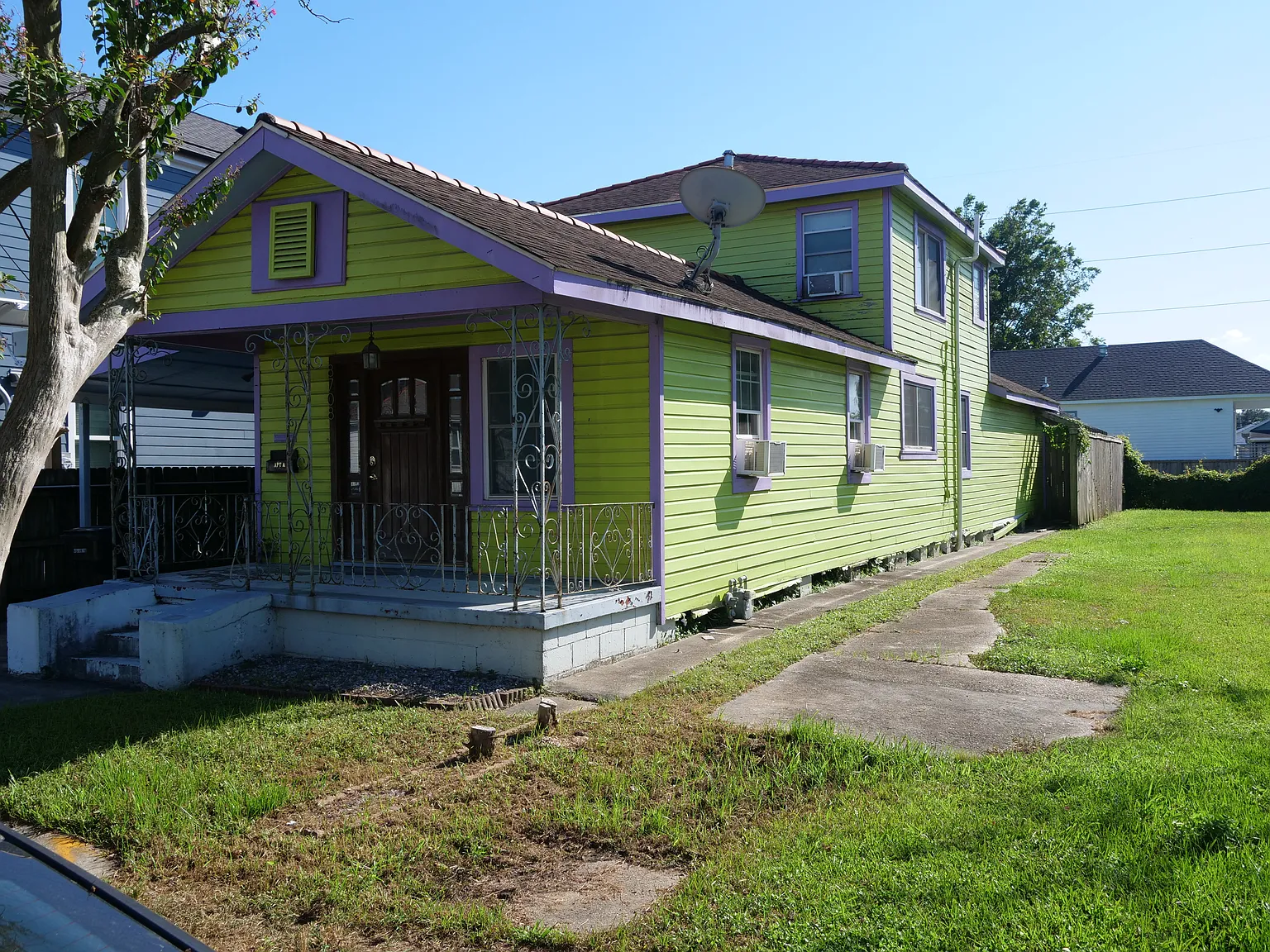 2 bed, 1200 sqft, $1,880 — Photo 2