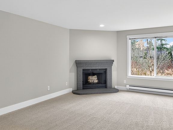 5th image of 11307 NE 128th St APT G204