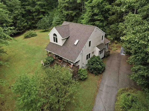 108 Chase Road, South Hampton, NH 03827