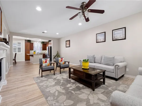 1413 Manchester Way, Tustin, CA 92782
