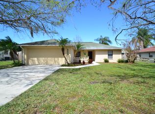 2809 W Campbell Rd, Lakeland, FL 33810