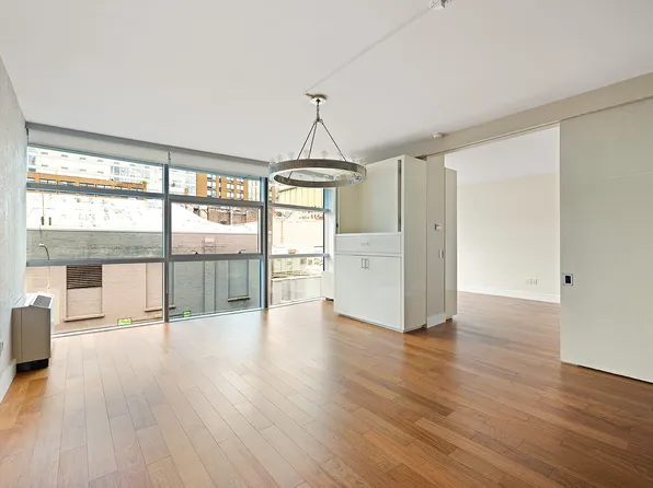 447 West 18th Street image 1 of 9