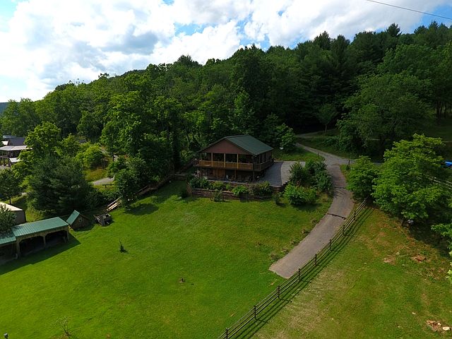 1st image of 3564 Old River Ln