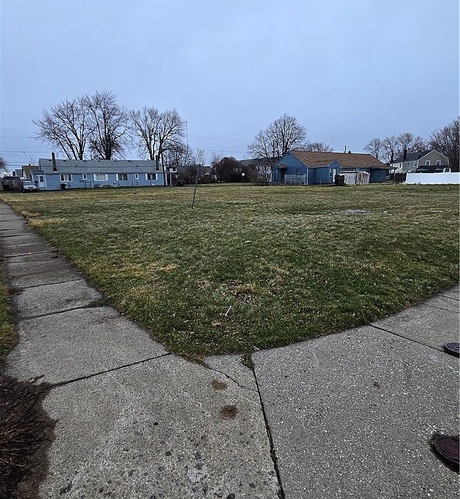 1st image of 205 Sheridan Parkside Dr #18