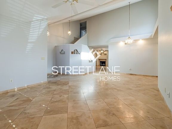 3rd image of 3802 E Wildwood Dr